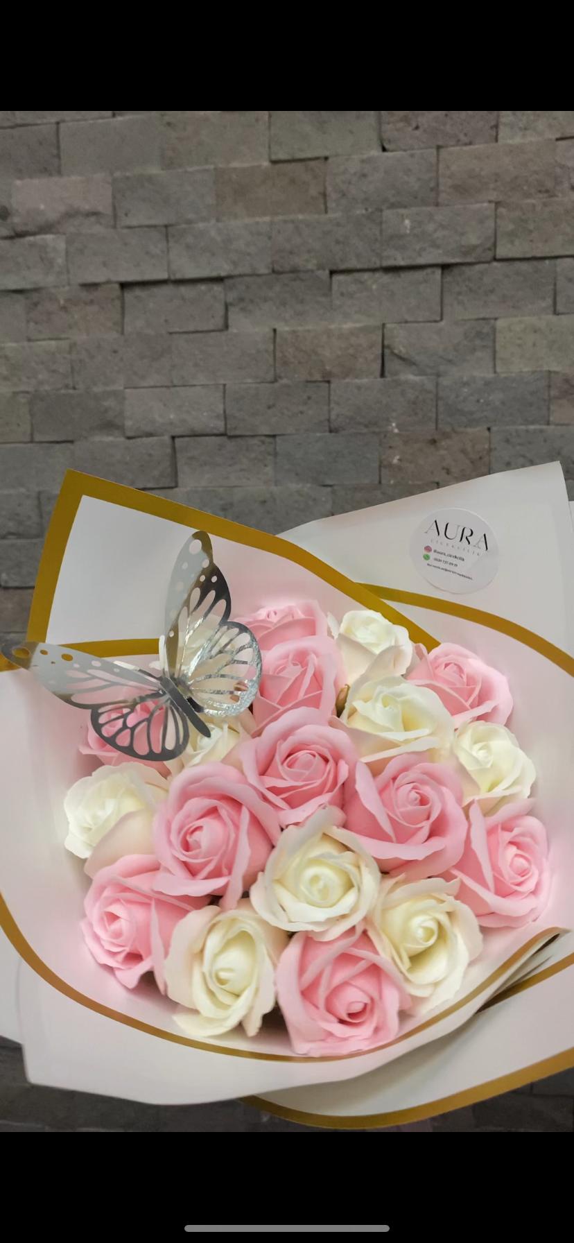 Aura® Karışık pembe buket